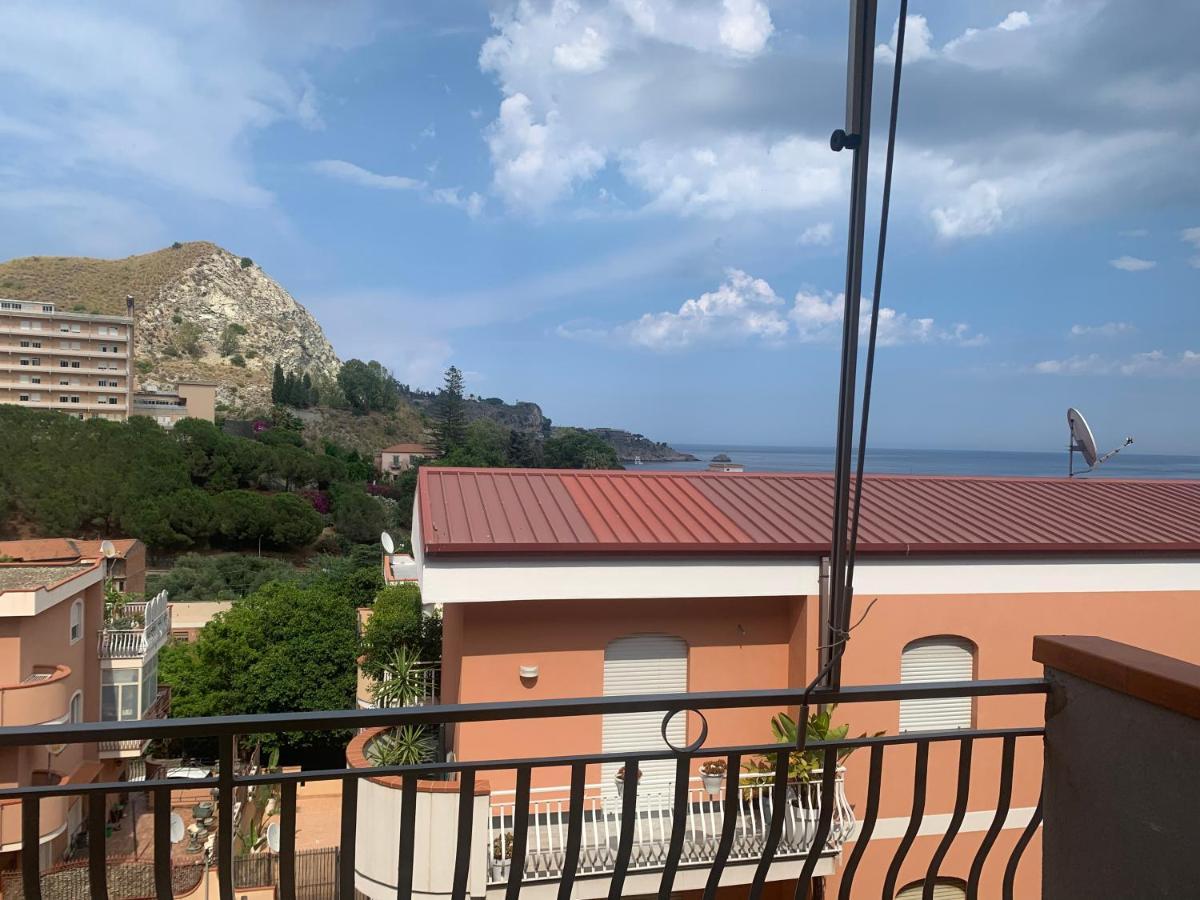 Residence La Fenice Ff Giardini Naxos Ngoại thất bức ảnh
