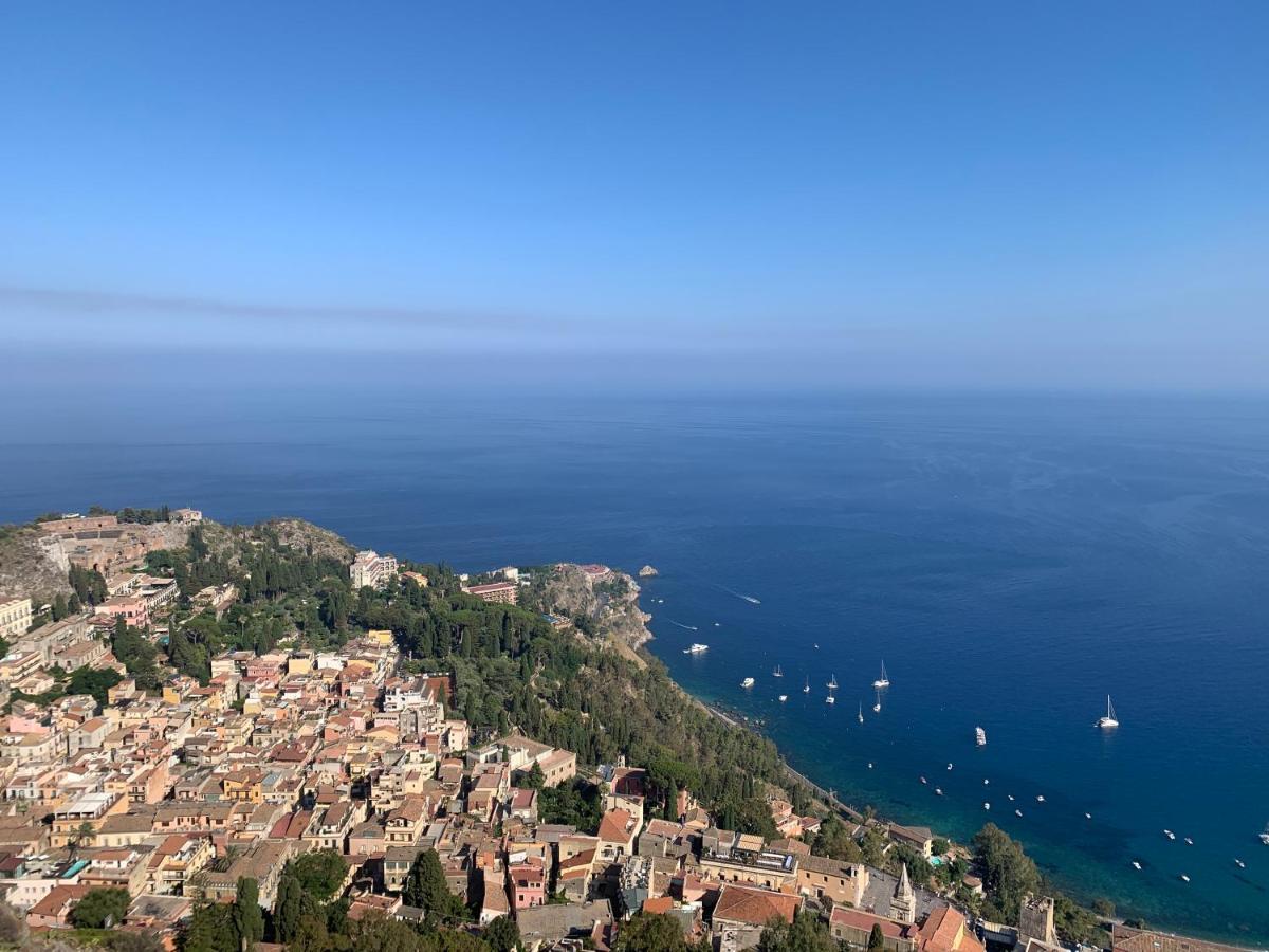 Residence La Fenice Ff Giardini Naxos Ngoại thất bức ảnh