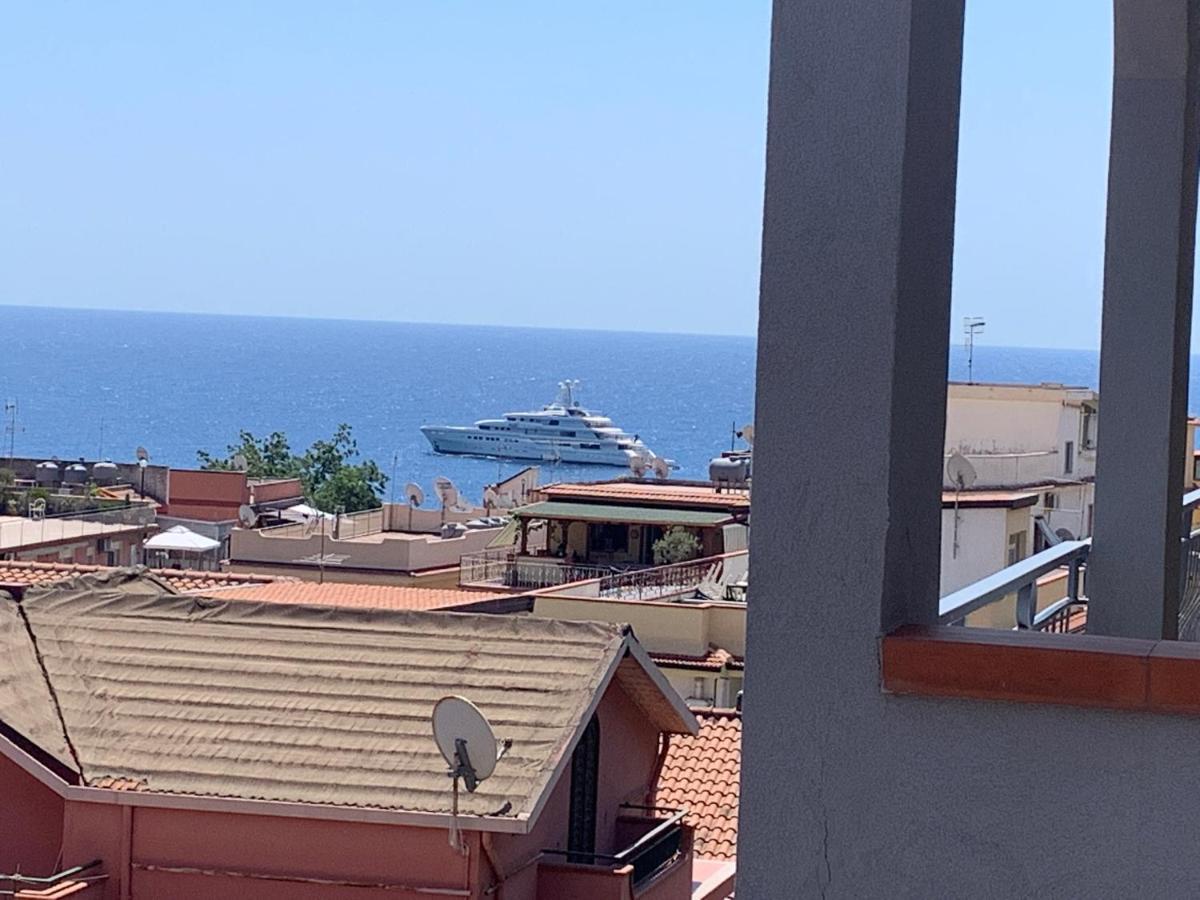 Residence La Fenice Ff Giardini Naxos Ngoại thất bức ảnh