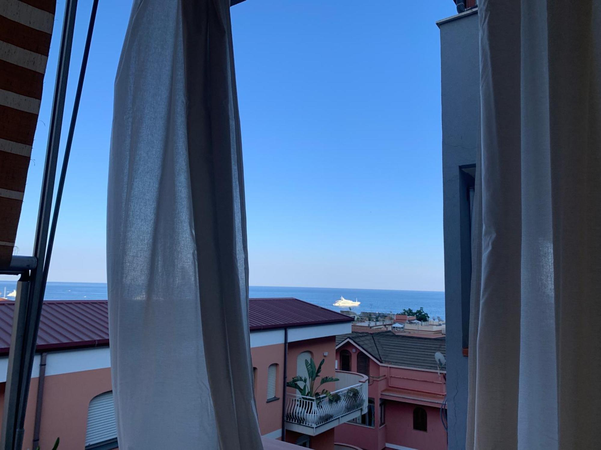 Residence La Fenice Ff Giardini Naxos Ngoại thất bức ảnh